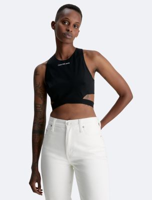 https://calvinklein.scene7.com/is/image/CalvinKlein/11141068_001_main