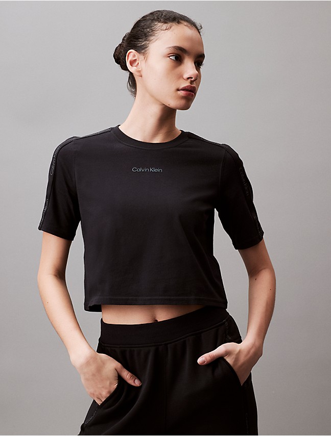 Calvin Klein For Uo Long-sleeve Cropped Top in Black