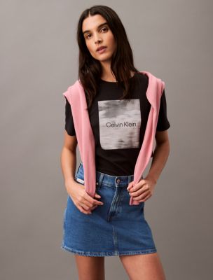 Floral Blur Graphic Classic Crewneck T-Shirt, Black Beauty