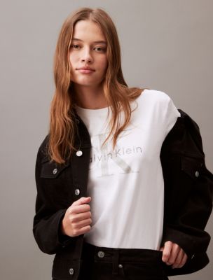 Calvin Klein T-shirts for Women, Online Sale up to 59% off