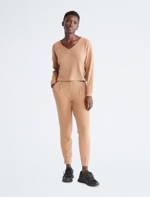 Performance Ribbed Open V-Neck Pullover | Calvin USA Klein® Sweater