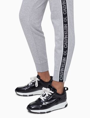 performance logo tape drawstring joggers