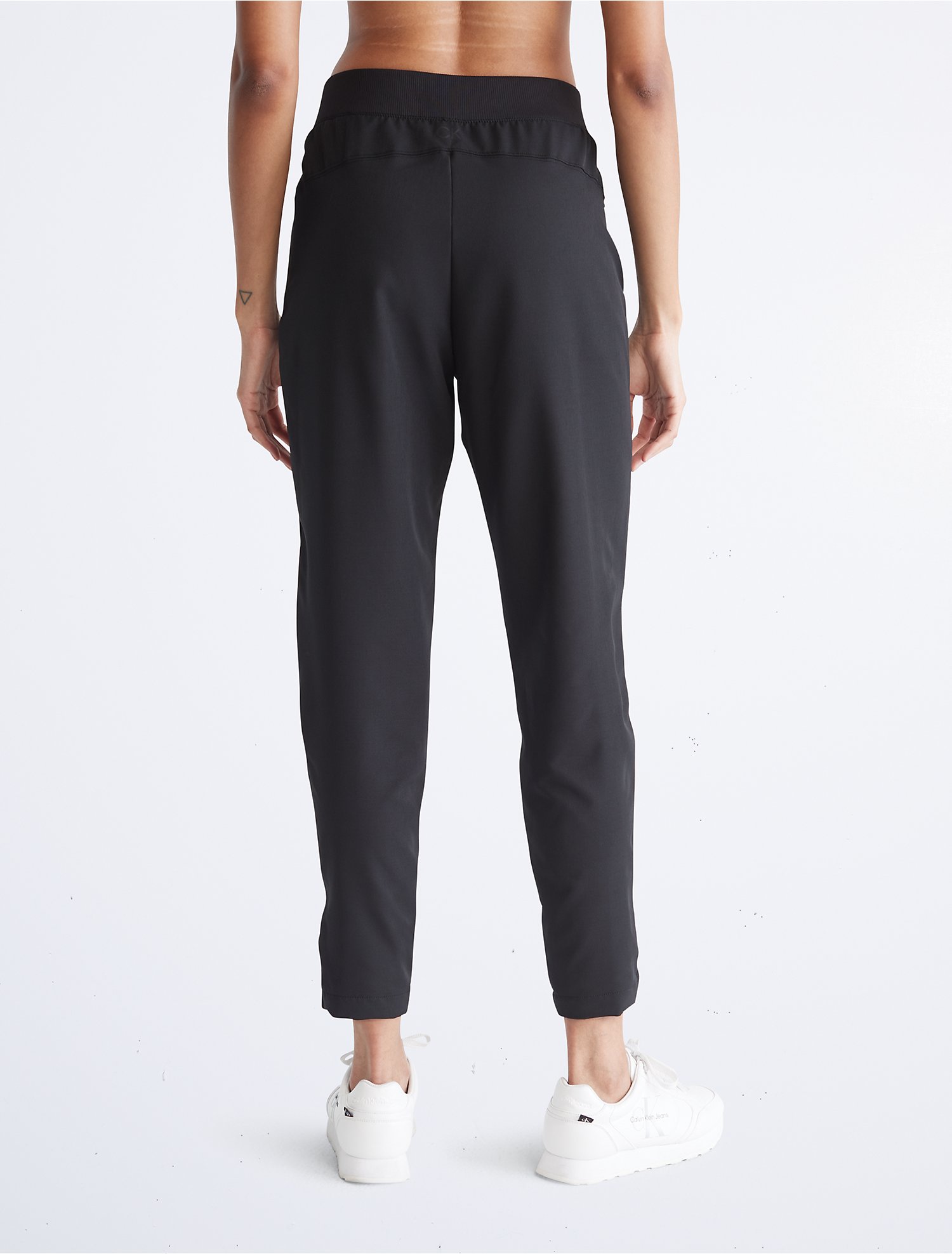 Performance Ribbed Waistband Cropped Pants | Calvin Klein® USA