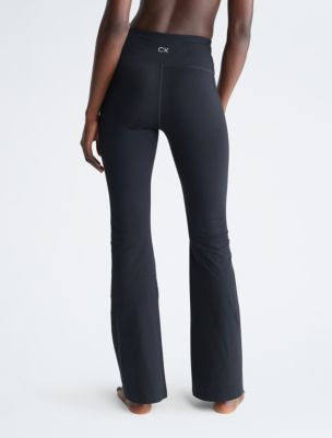Performance Embrace High Waist Flared Pants | Calvin Klein® Canada