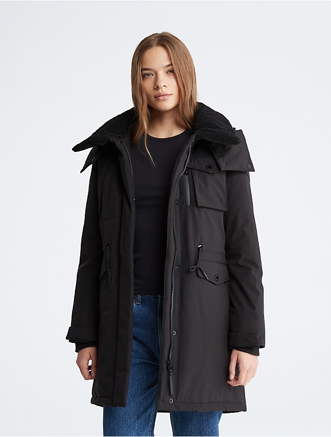 Plus Size 90s Denim Jacket | Calvin Klein® Canada
