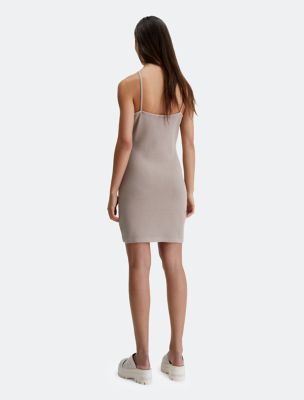 Aritzia hotsell roos dress