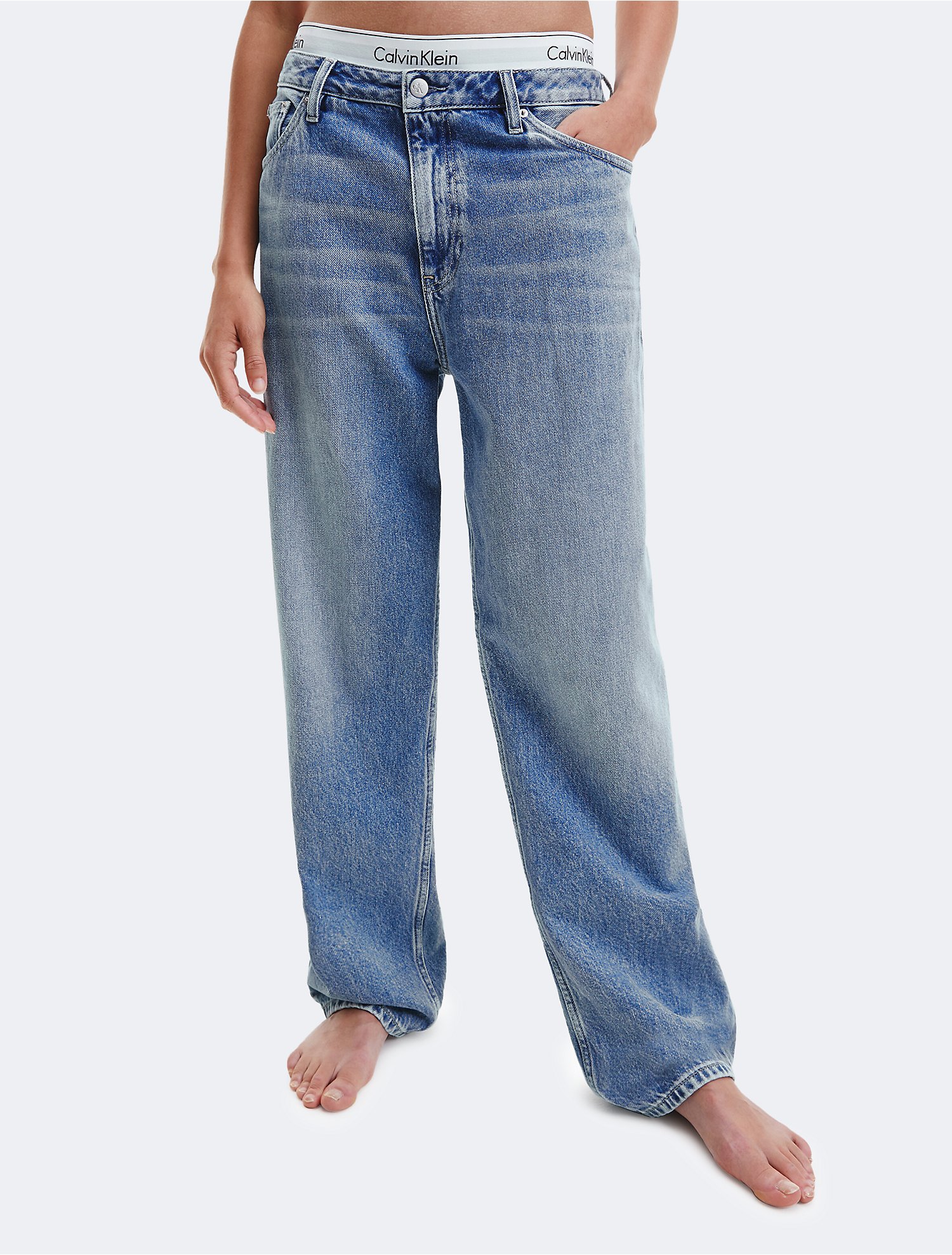 Samengroeiing vervolging Onweersbui Light Wash 90s Straight Jeans | Calvin Klein® USA