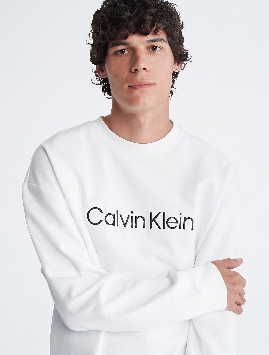 Relaxed Fit Standard Logo Crewneck Sweatshirt | Calvin Klein® USA