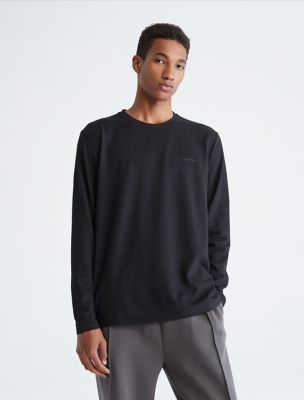 Long Sleeve Tech Pique T-Shirt | Calvin Klein® Canada