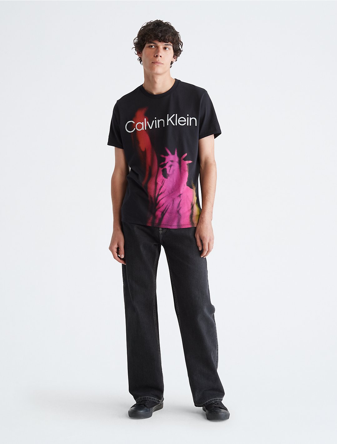 Statue of Liberty Crewneck T-Shirt | Calvin Klein® USA