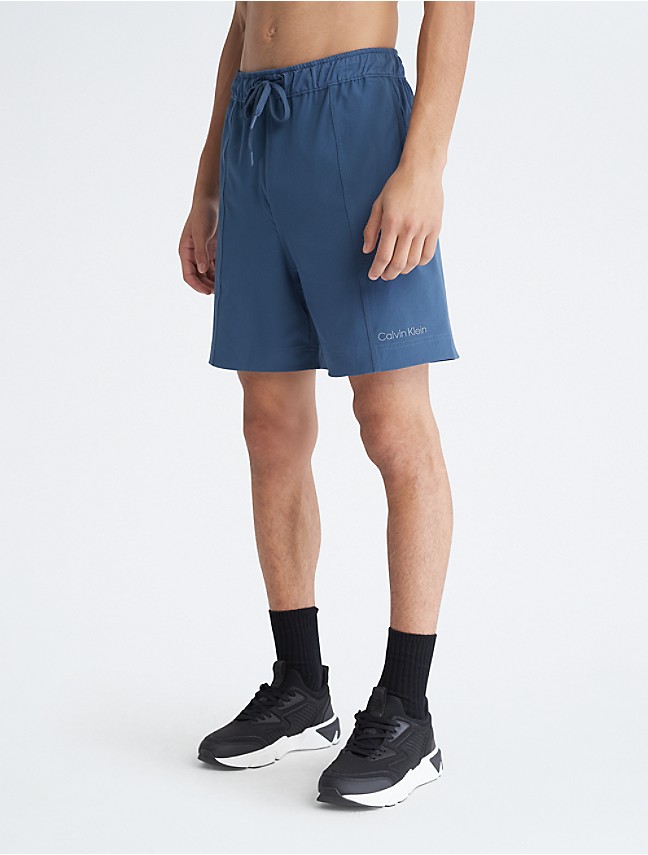 Af en toe Vloeibaar Typisch Khakis Poplin Cotton Pull-On Shorts | Calvin Klein