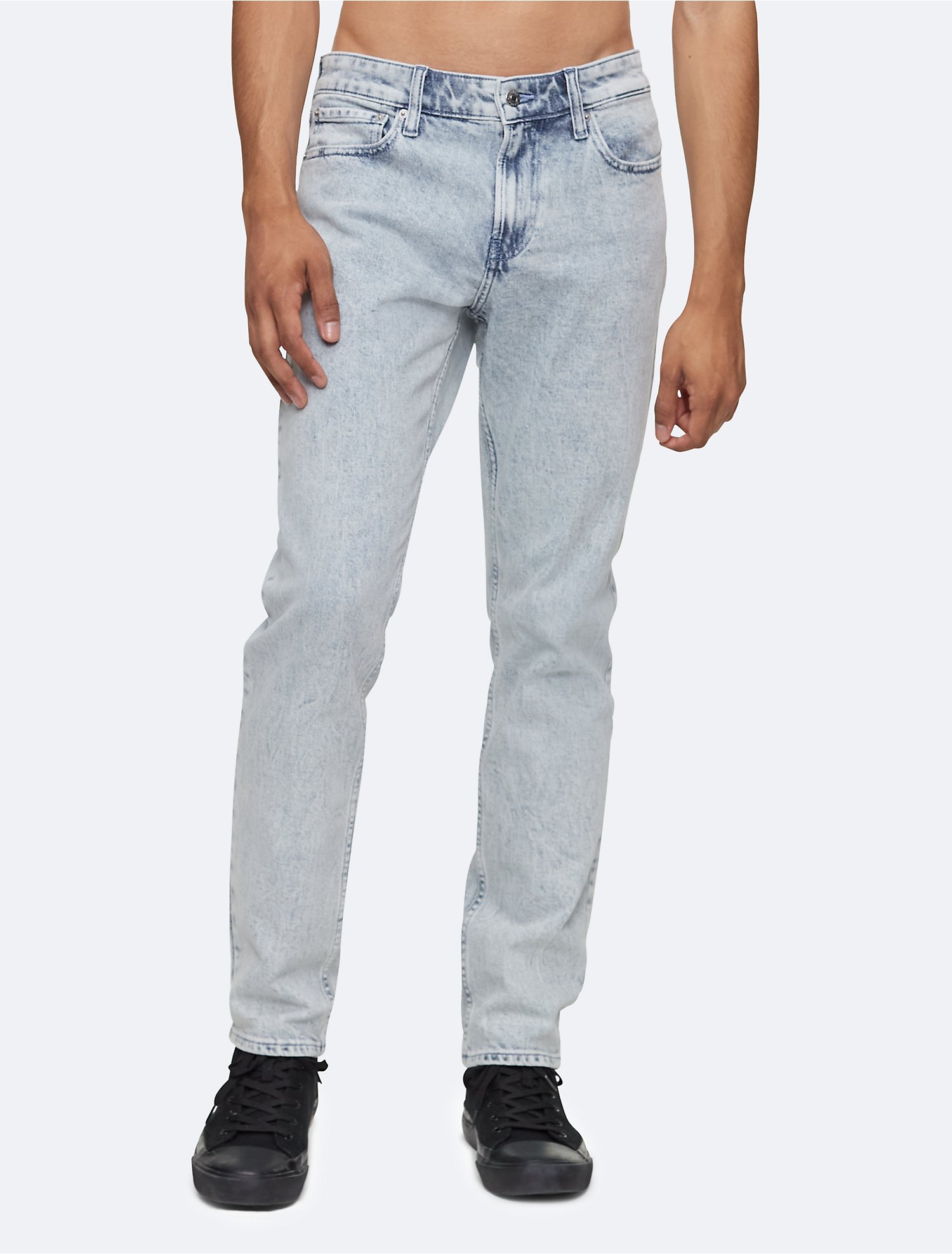 Calvin Klein Denim Slim Tapered Jeans in Denim Light for Men Mens Clothing Jeans Tapered jeans Blue 