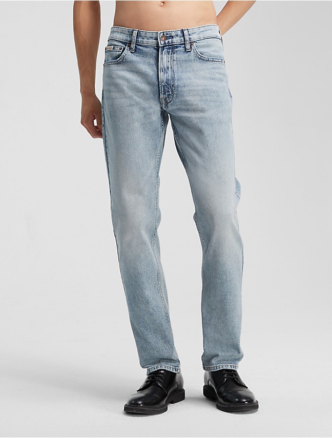 Calvin Klein Mens CKJ 035 Straight Fit Jean : : Clothing, Shoes &  Accessories