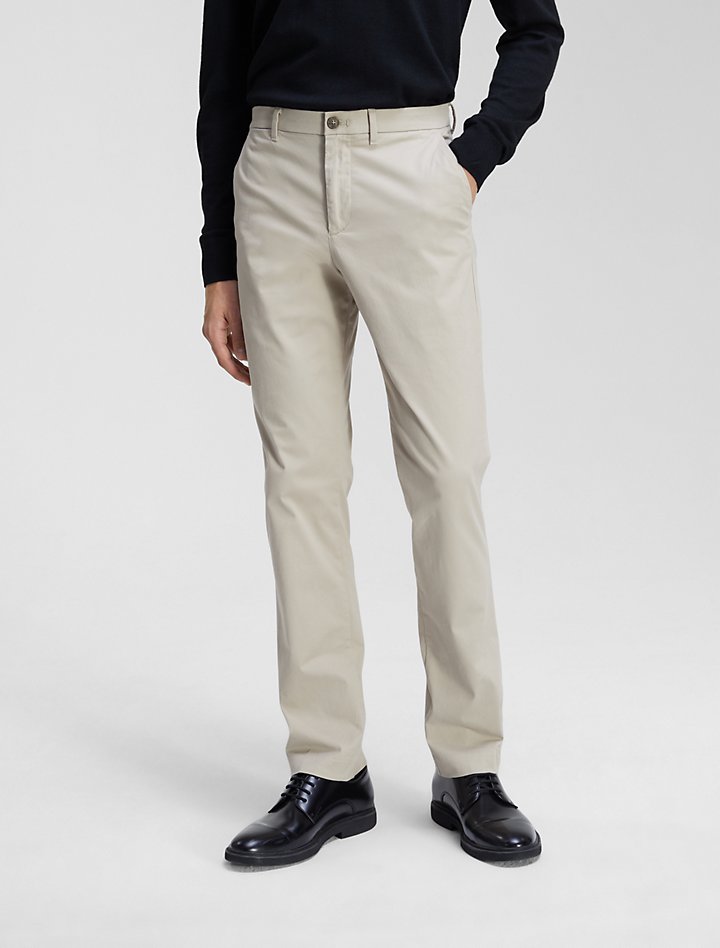 Infinite Flex Slim Fit 4-Pocket Chino Pants | Calvin Klein® USA