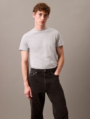 Classic Tapered Fit Jeans