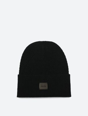 Calvin Klein Black Pom Pom Beanie Women Tag 40 $