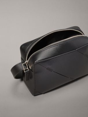 Calvin klein jeans camera bag hotsell