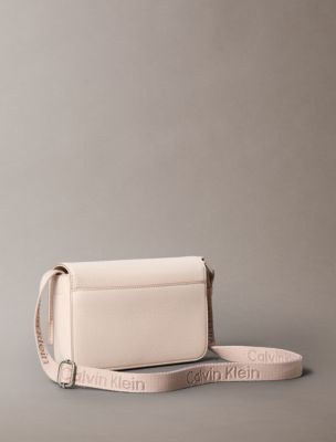 Calvin klein phone crossbody bag hotsell