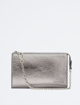 Pouch 2025 with chain