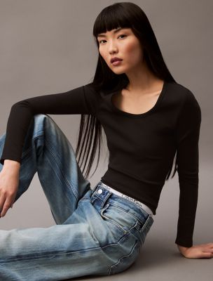 Женские футболки Calvin Klein Cotton Contour Rib Slim Fit Long Sleeve T-Shirt — фото 6