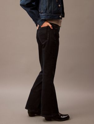 Женские джинсы Calvin Klein Mid Rise Flared Fit Jeans — фото 3
