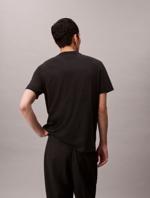 Мужские футболки Calvin Klein Liquid Touch Crewneck T-Shirt — фото 4