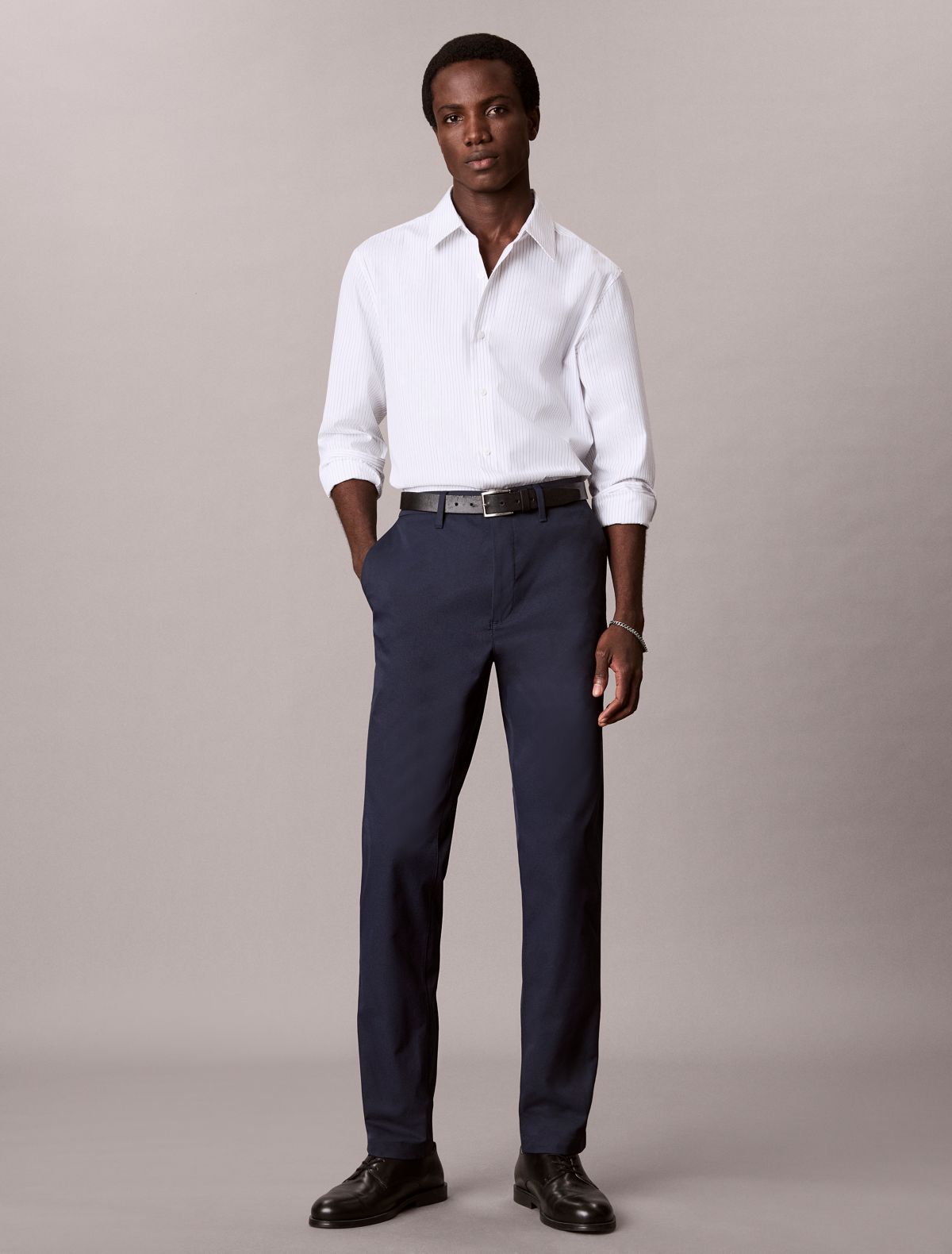 Tech Slim Stretch Woven Chino