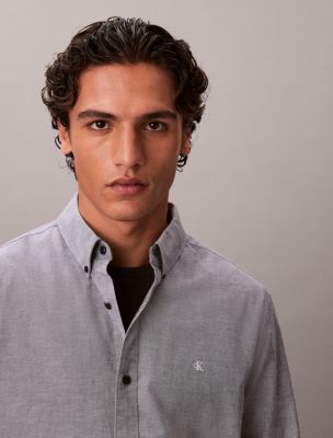 Мужские рубашки Calvin Klein Solid Classic Oxford Button-Down Shirt — фото 3