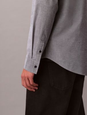 Мужские рубашки Calvin Klein Solid Classic Oxford Button-Down Shirt — фото 6