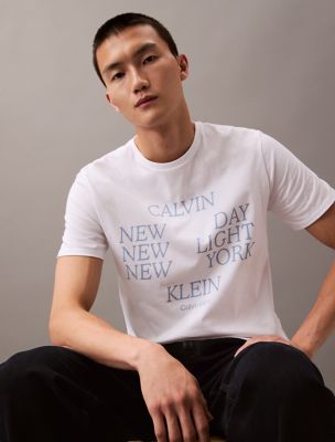Мужские футболки Calvin Klein Textured Box Graphic Classic Crewneck T-Shirt — фото 2