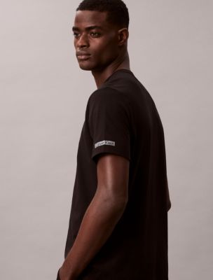 Мужские футболки Calvin Klein Embossed Monogram Classic T-Shirt — фото 4