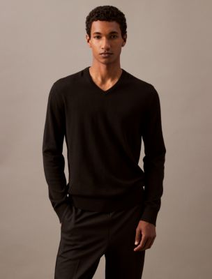 Extra Fine Merino Blend V-Neck Sweater, Black Beauty