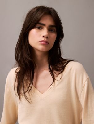 Extra Fine Merino Blend V-Neck Sweater, Linen
