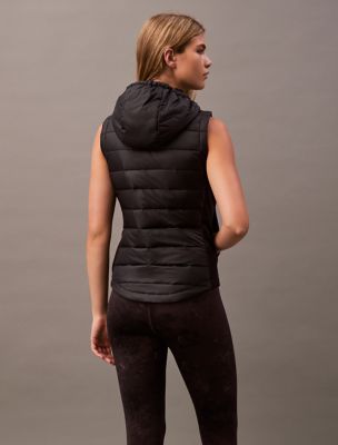 Женские жилеты Calvin Klein Nylon Puffer Vest — фото 4