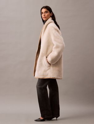 Женские куртки Calvin Klein Reversible Shearling Coat — фото 4