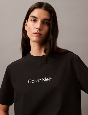 Женские футболки Calvin Klein Standard Logo Boxy Fit Crewneck T-Shirt — фото 5