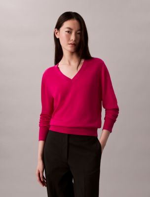 Merino Wool V-Neck Sweater, Petunia Pink