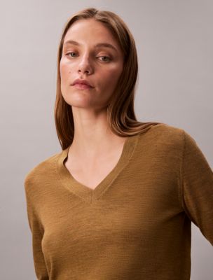 Merino Wool V-Neck Sweater, Espresso Style