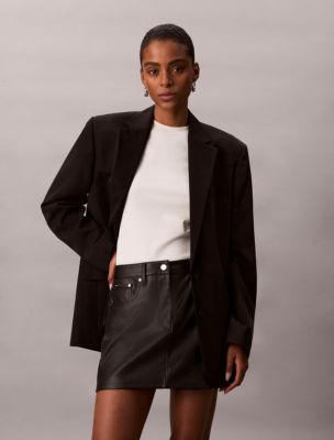 Женские юбки Calvin Klein Faux Leather 5-Pocket Mini Skirt — фото 2
