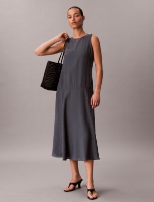 calvin klein maxi dress Black And White Long Striped Dress Long Sleeve Striped Maxi Dress With Sweetened with a floral print Pleated Texture Maxi Slip Dress