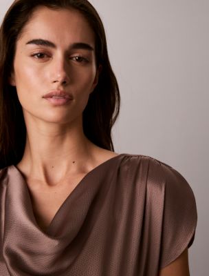 Женские платья Calvin Klein Hammered Satin Midi Dress — фото 3