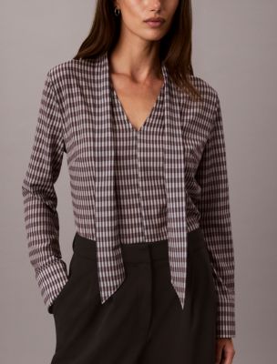 Женский топ Calvin Klein Printed Scarf Neck Long Sleeve Top, цвет: Железный — фото 4