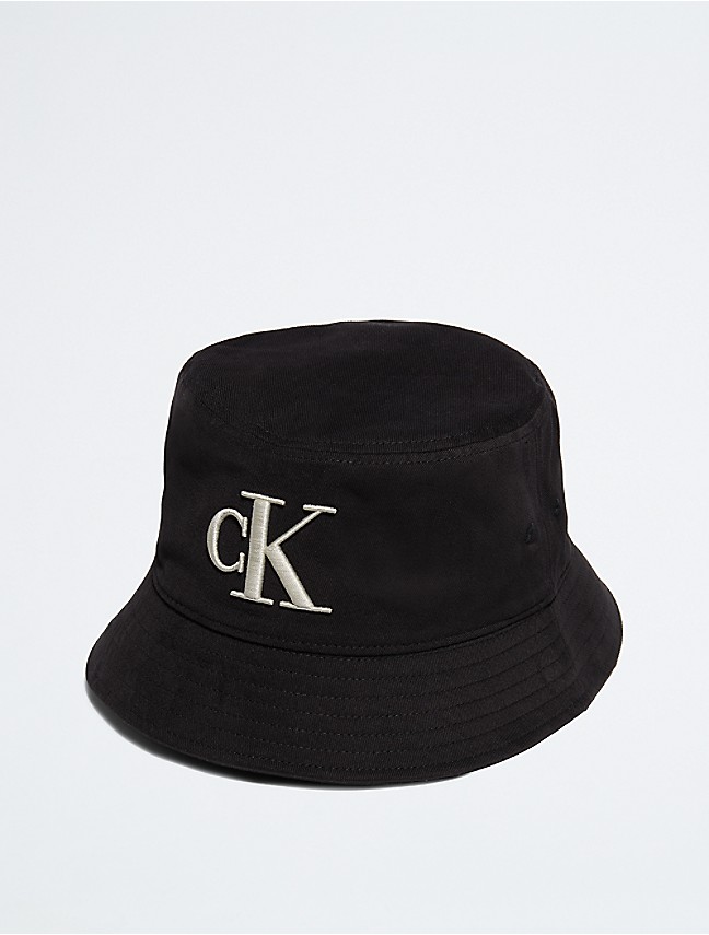 Washed Denim Embroidered Logo Bucket Hat | Calvin Klein | Sonnenhüte