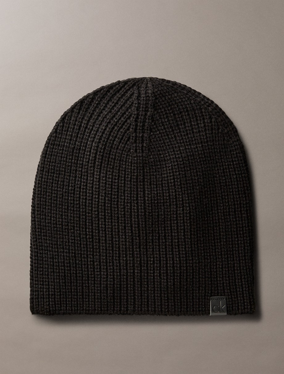 Ribbed Solid Beanie