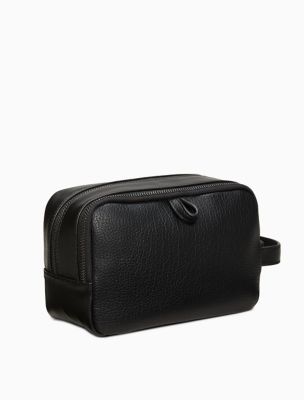 Pebble Grain Dopp Kit