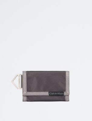 Calvin Klein Men's Pebble Leather Slim Bifold Wallet - Grey