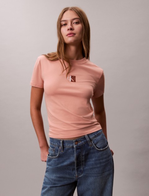 Женские футболки Calvin Klein Monogram Logo Block Crewneck T-Shirt