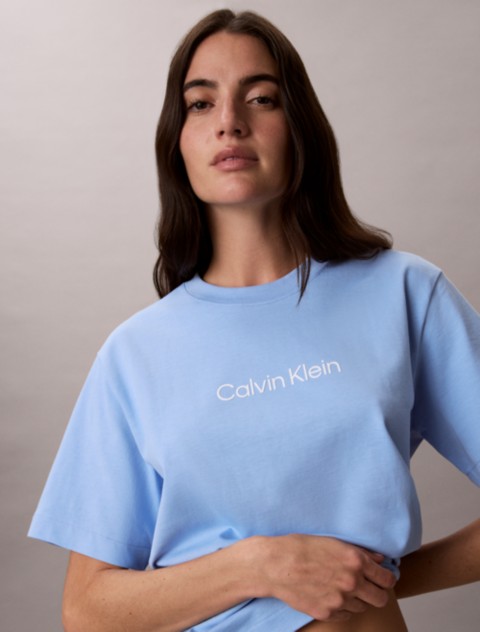 Женские футболки Calvin Klein Standard Logo Relaxed T-Shirt