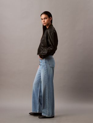 デニム・ジーパン   Women's Wide Fit Light Blue Tencel Denim 47B058 Tencel Blend Wide Leg Jeans | Calvin Klein