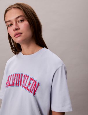 売れ筋商品|||カルバンクライン カットソー トップス レディース Women's Boxy Varsity Logo T-Shirt Crystal Pink Boxy Varsity Logo T-Shirt | Calvin Klein